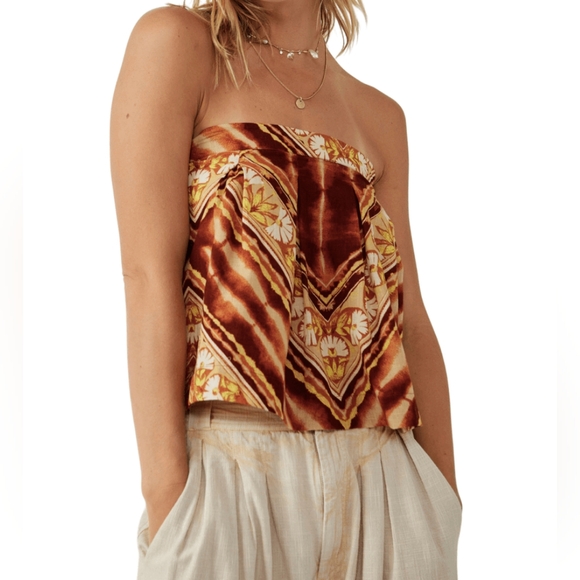 Free People Tops - NWT KENDRA PRINTED TOP-SIERRA COMBO Sz Large